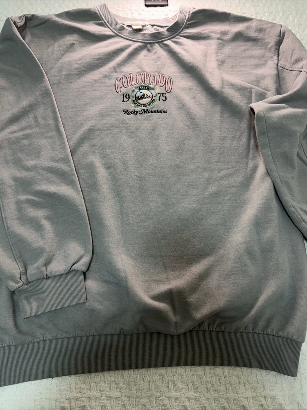 Full Tilt Dusty Pink Colorado Rocky Mountains Crewneck